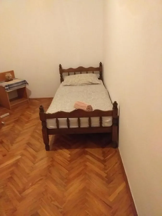 Lungo Mare Apartment Pula 0*,  Croatia